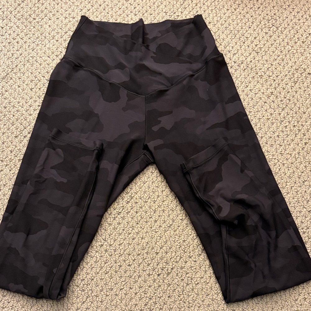 Aerie Black Camouflage Leggings